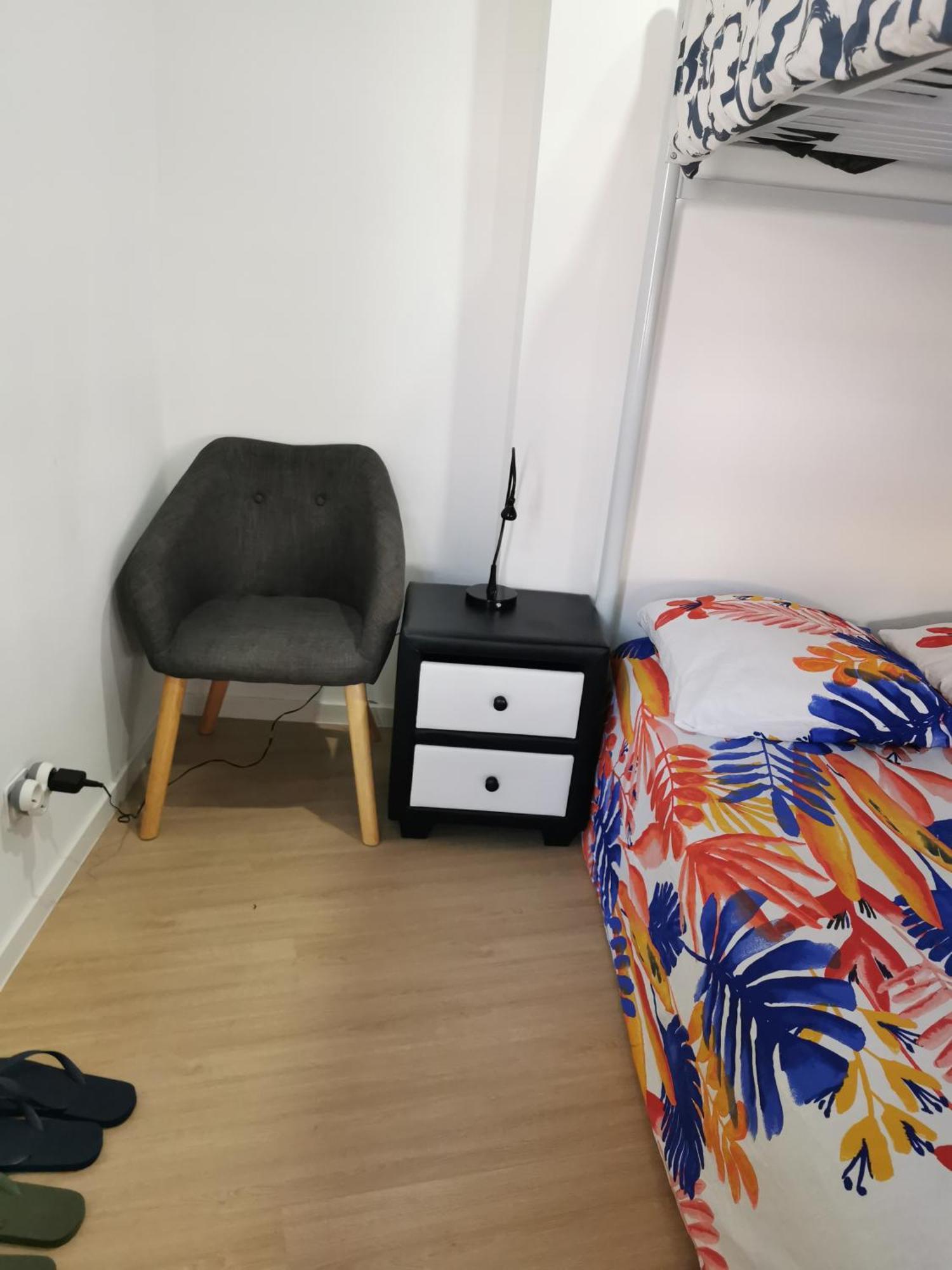 Locatif Gare Lille Europe Souvenir Bed & Breakfast Exterior photo